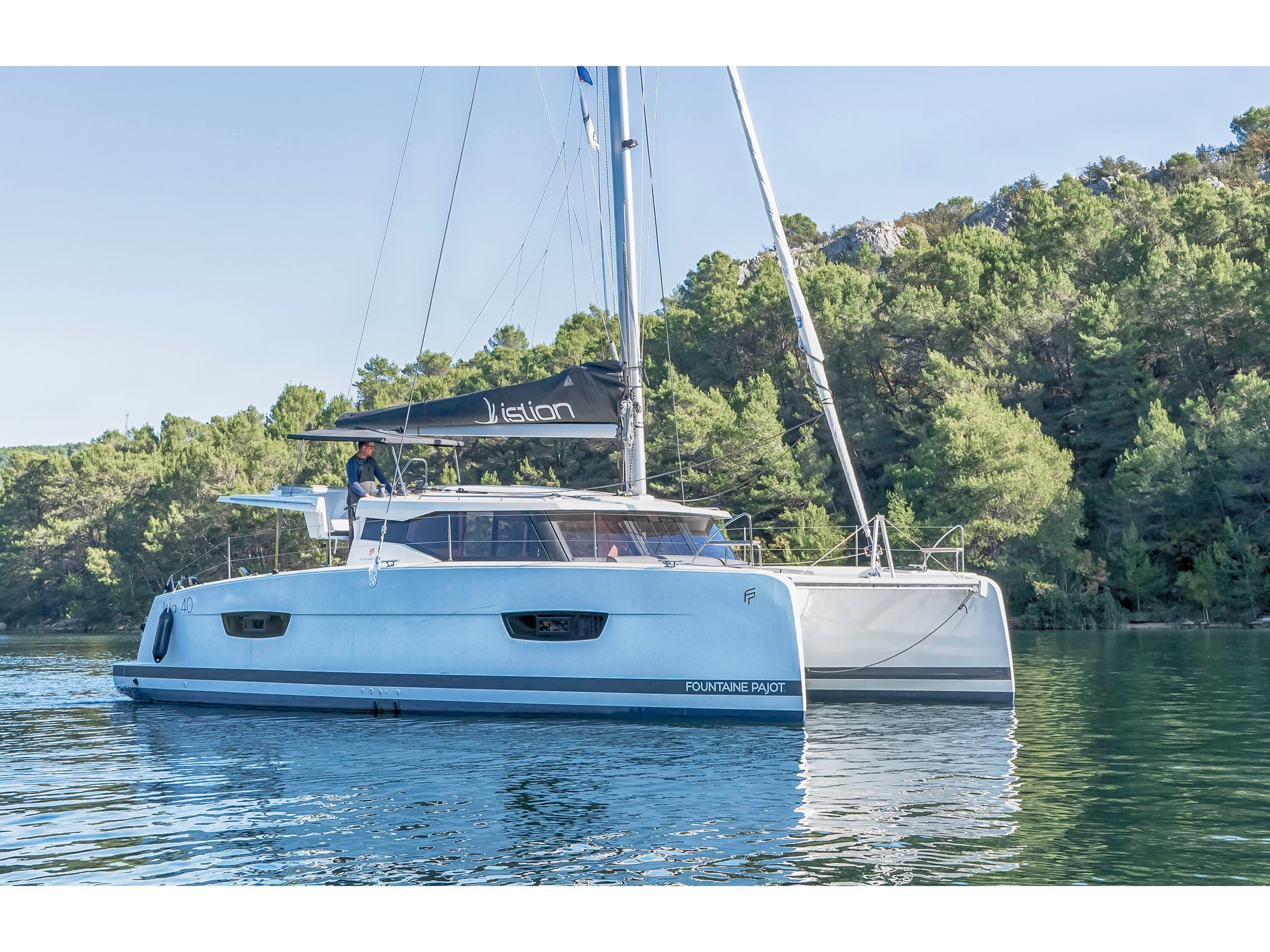 Fountaine Pajot Isla 40 First Step