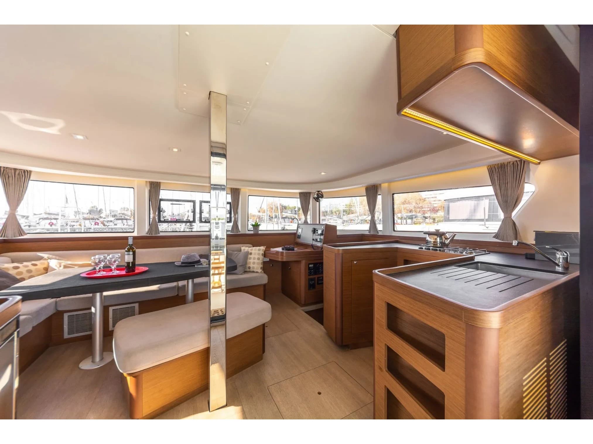 Lagoon 42 Blue Ripple I – bilde 2 av 3