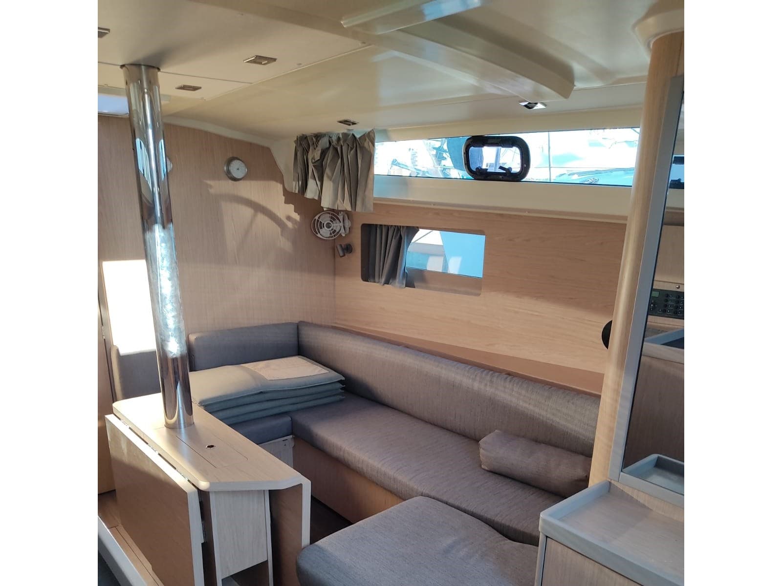 Beneteau Oceanis 41.1 Nina – bilde 5 av 18