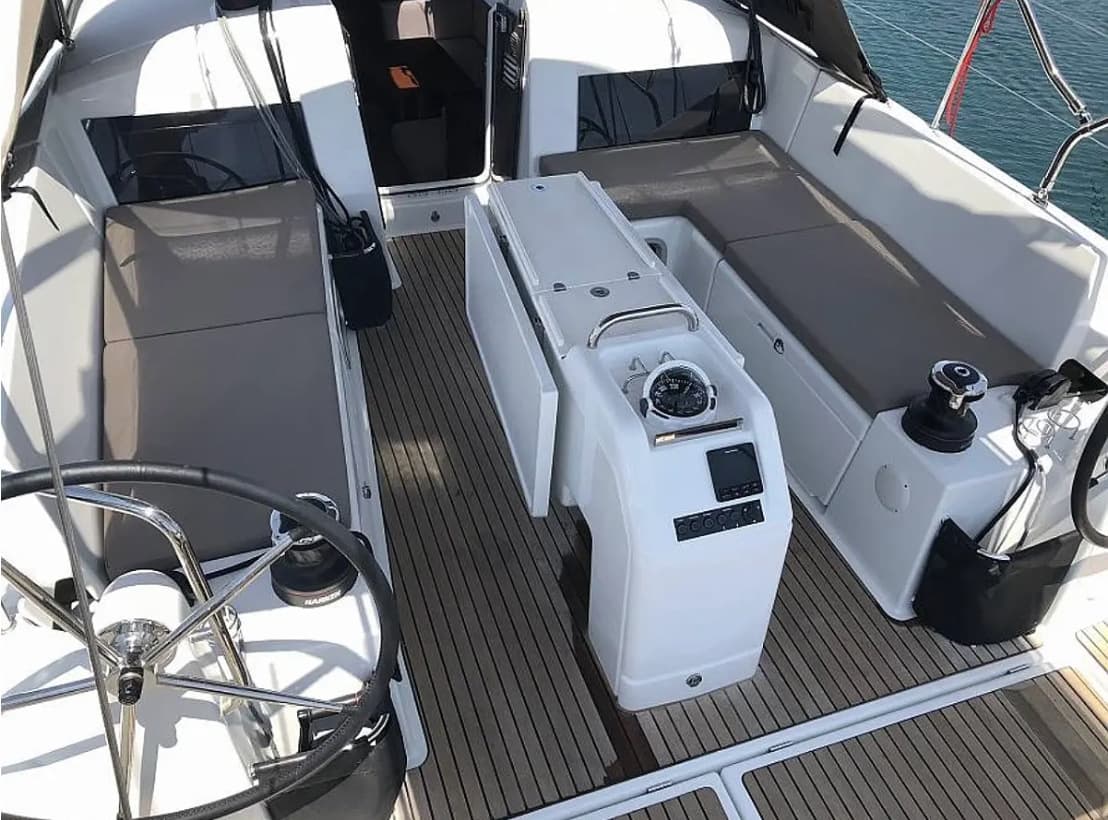 Jeanneau Sun Odyssey 440 Tikal III – bilde 4 av 11
