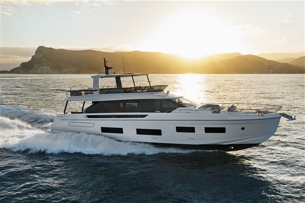 Azimut 82 Fly Balance Šibenik – bilde 2 av 12