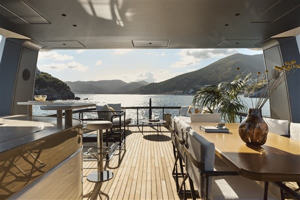 Azimut 82 Fly Balance Šibenik – bilde 3 av 12
