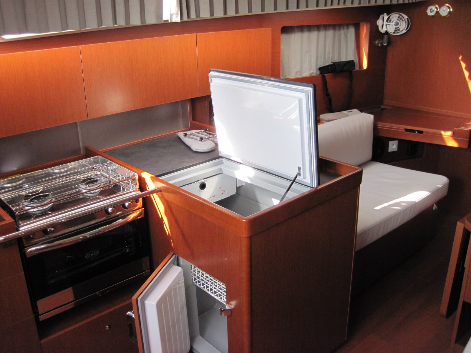 Beneteau Oceanis 41.1 STELLA – bilde 2 av 29
