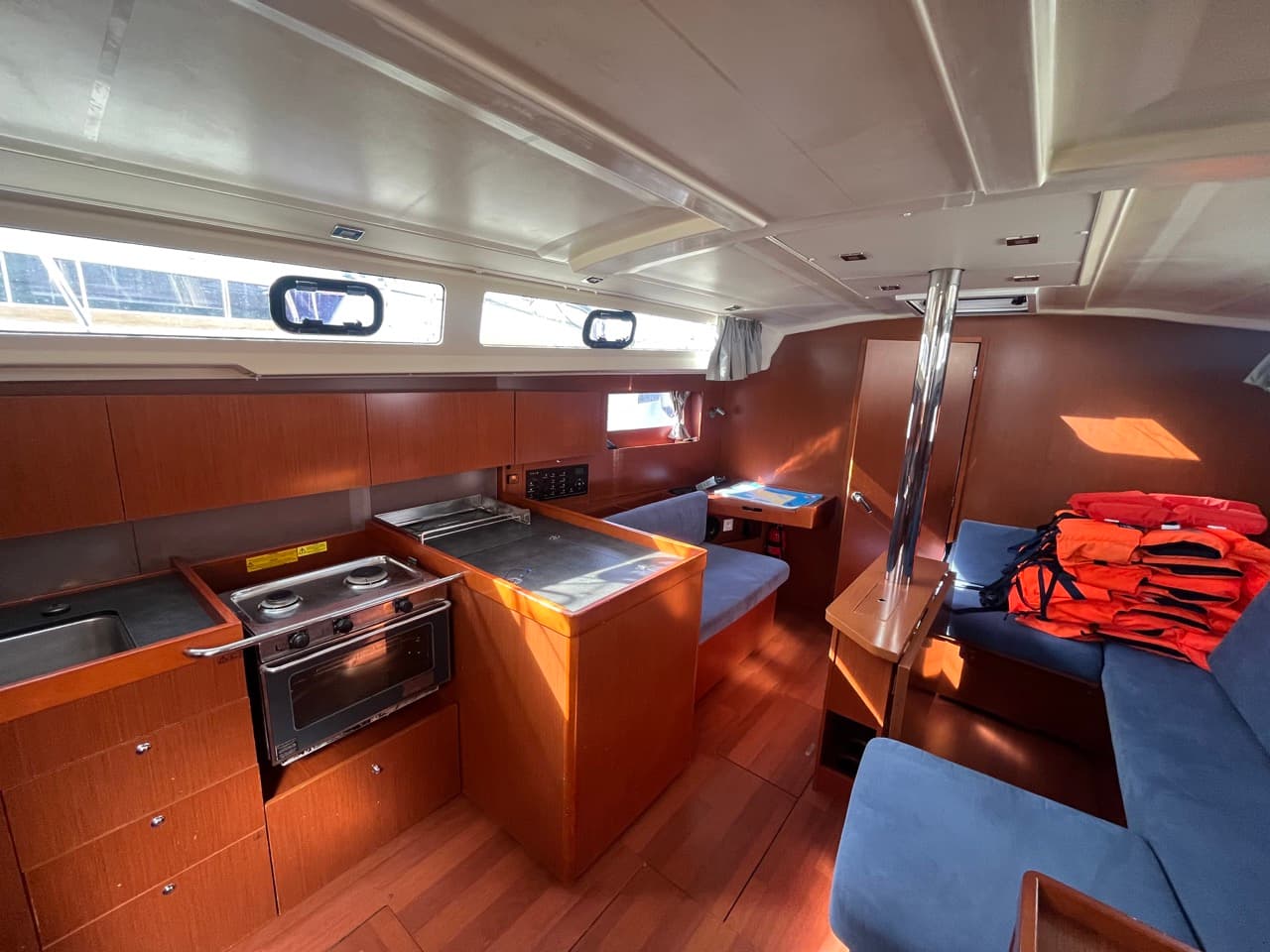 Beneteau Oceanis 41.1 BUGA – bilde 3 av 17