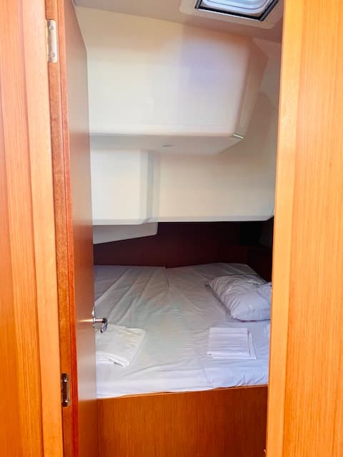 Bavaria C42 Sakura J – bilde 3 av 6