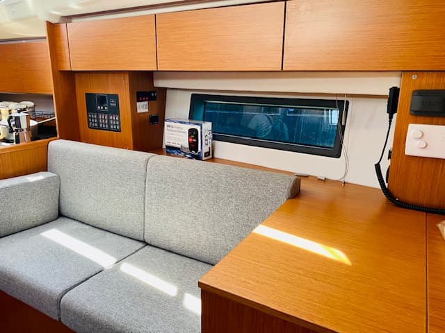 Bavaria C42 Sakura J – bilde 5 av 6