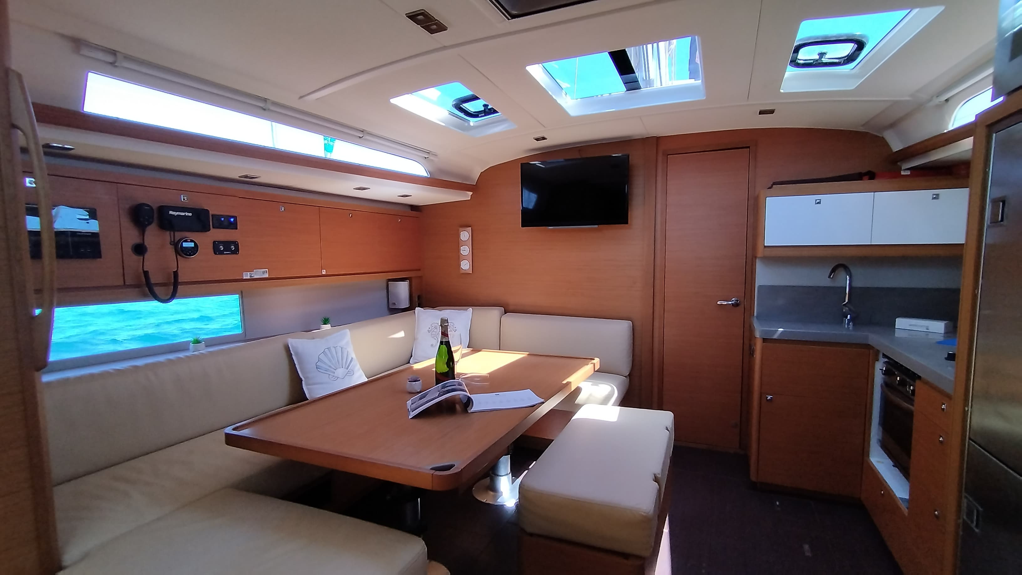 Dufour 470 Weasley – bilde 2 av 17