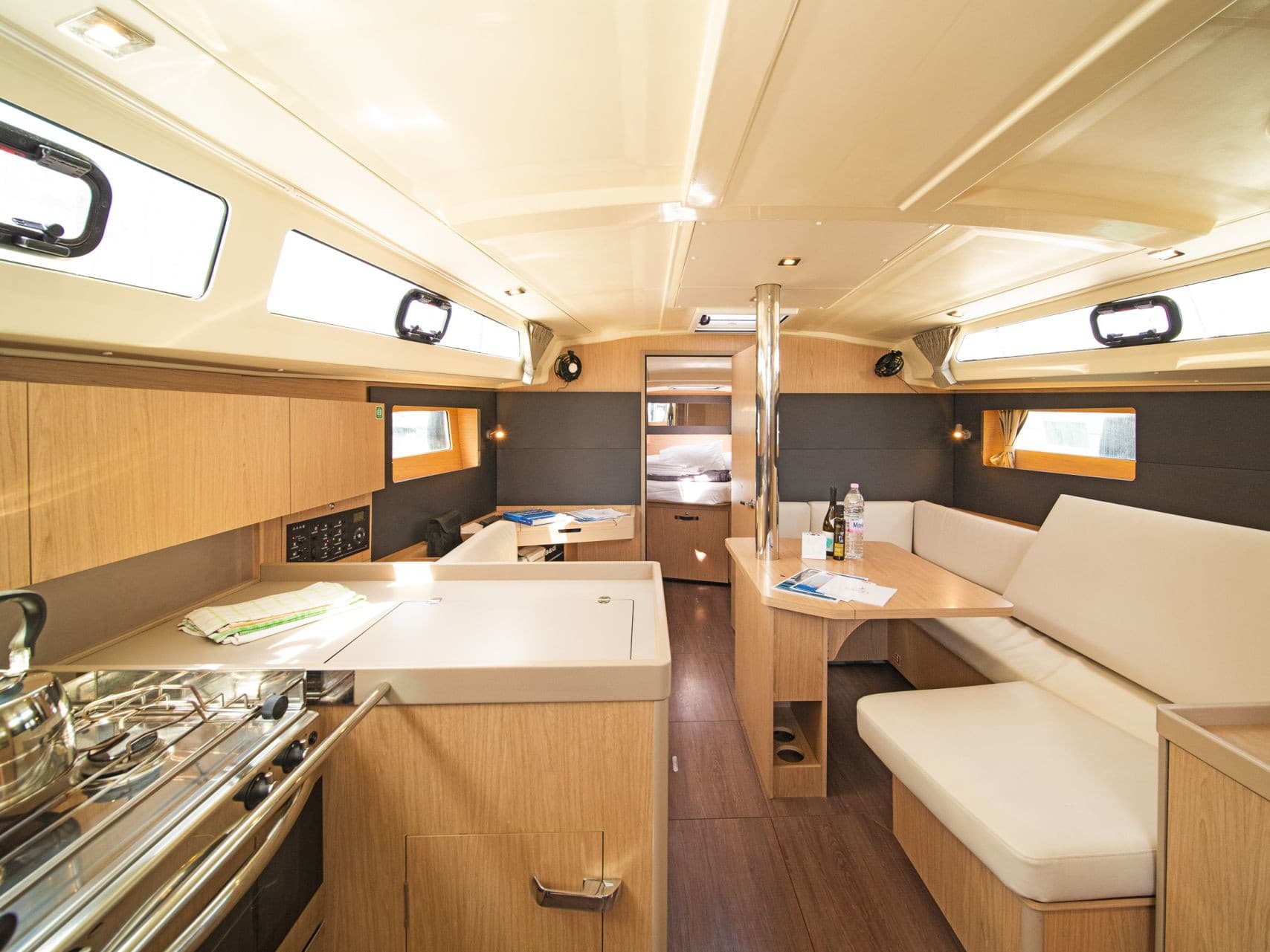 Beneteau Oceanis 41.1 Kos 41 – bilde 2 av 14