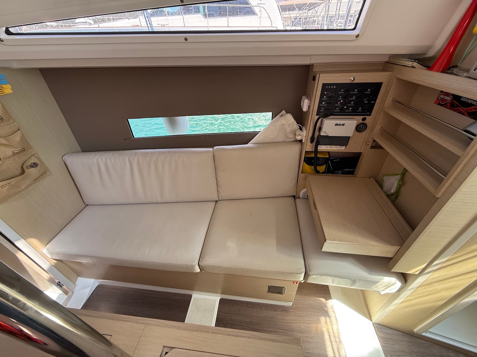 Beneteau Oceanis 30.1 Mañana – bilde 2 av 13