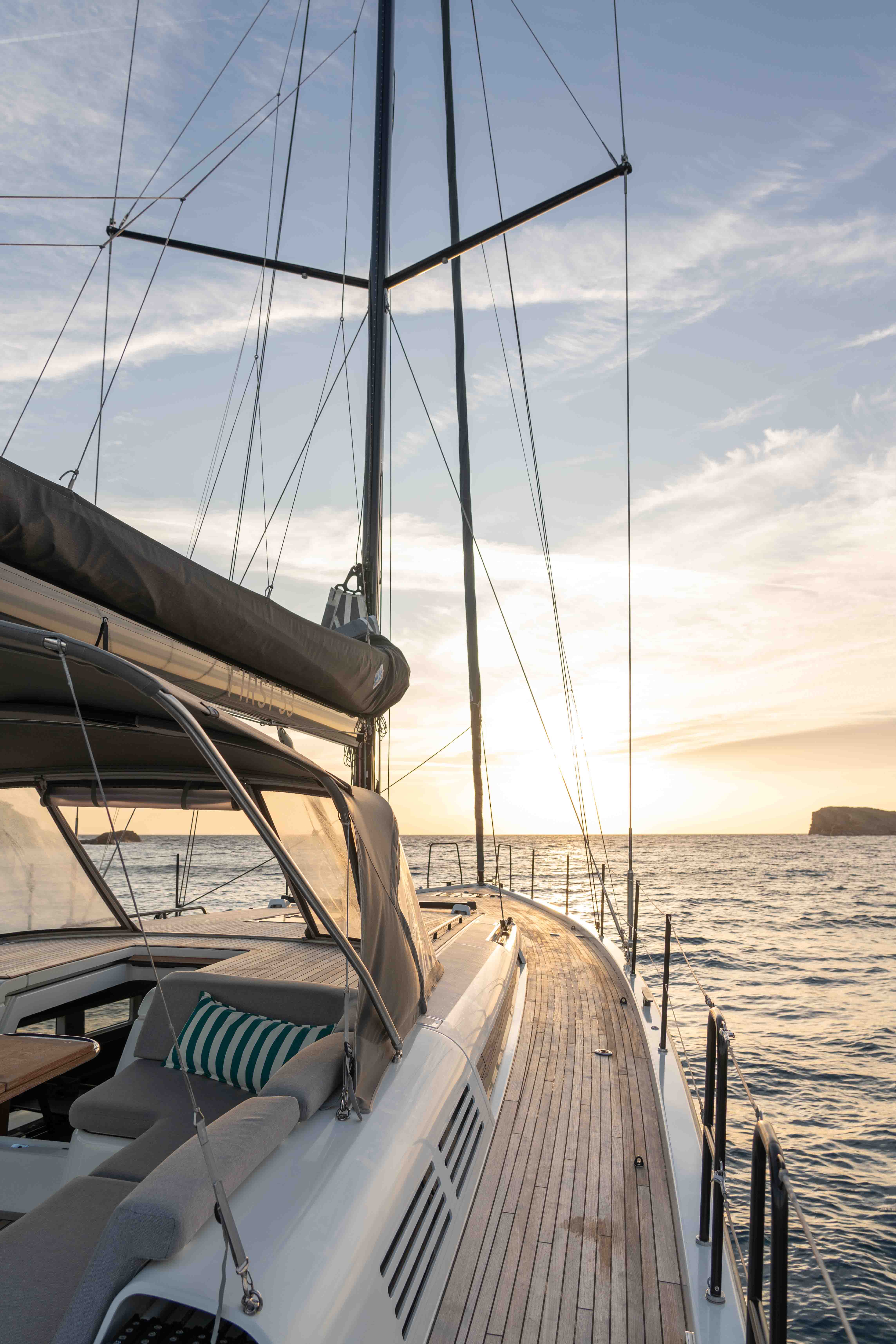 Beneteau First Yacht 53 Titanium Star – bilde 3 av 9