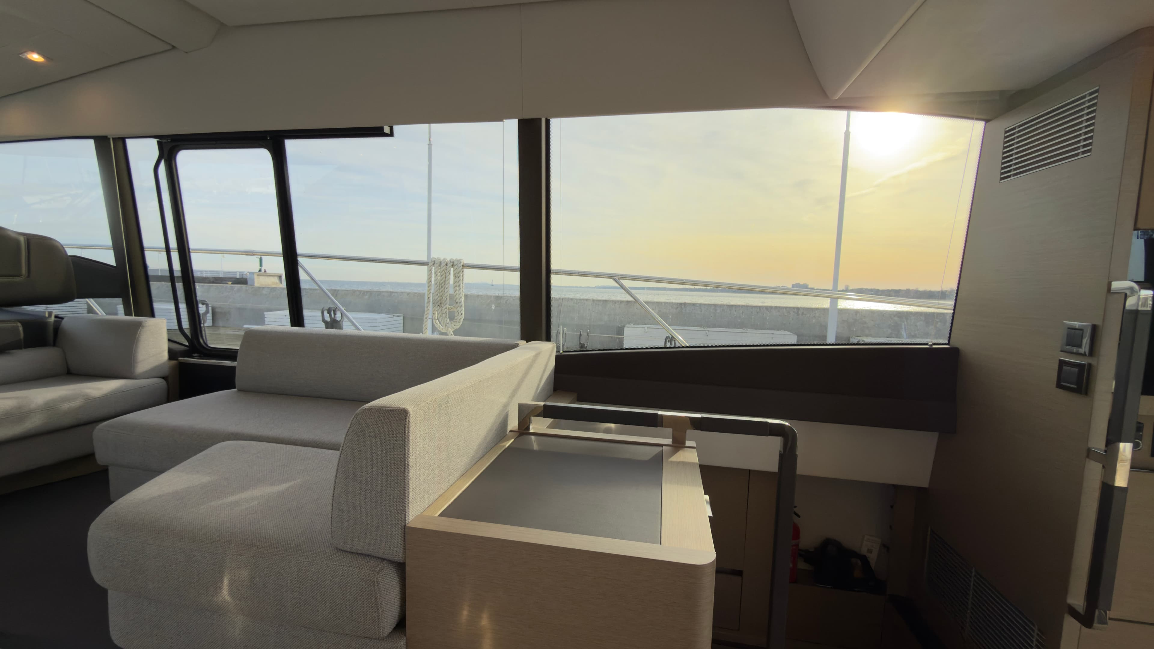 Prestige 590 Fly Premium – bilde 3 av 13