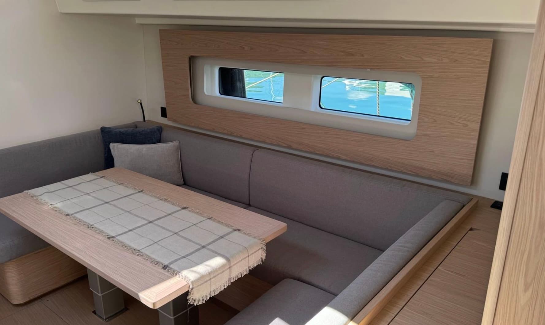 Beneteau Oceanis 54 Eve One – bilde 5 av 10