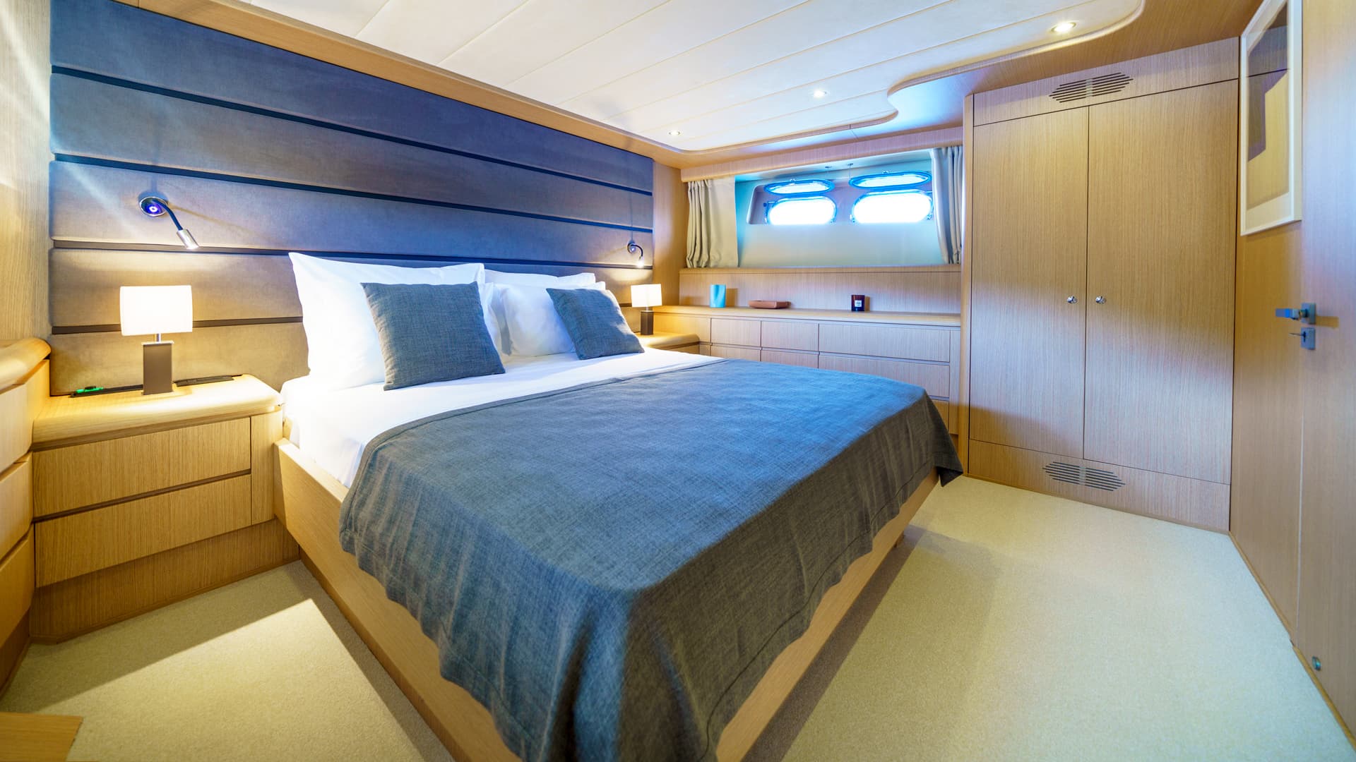 Motoryacht Phantom – bilde 4 av 42