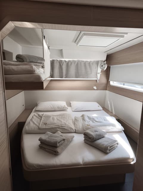 Lagoon 43 Stela – bilde 2 av 25