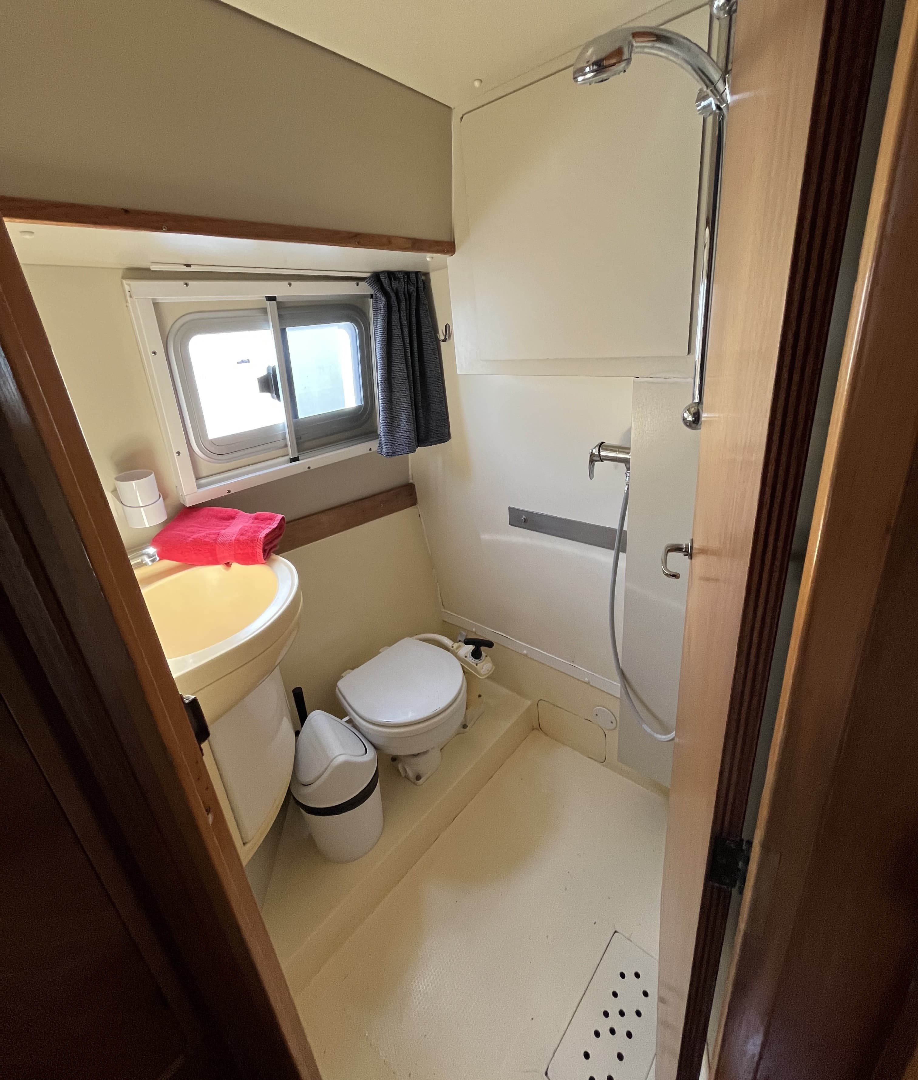 Houseboat NCF Twins – bilde 3 av 13