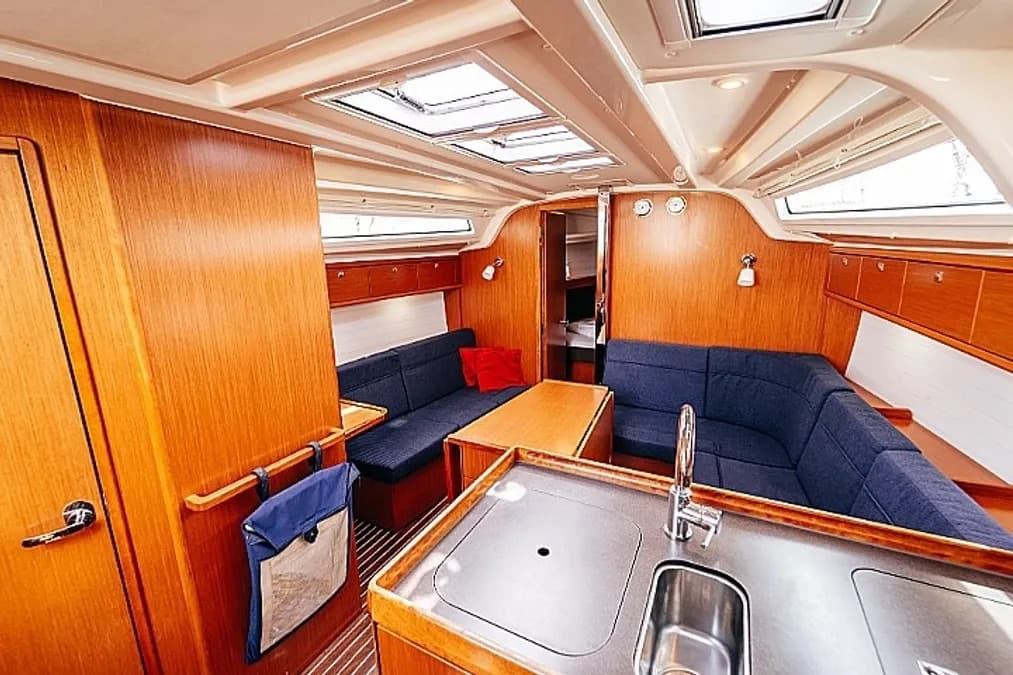 Bavaria Cruiser 37 Blue Tone – bilde 2 av 5