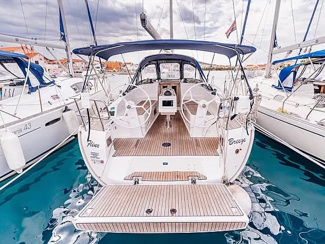 Bavaria Cruiser 37 Flinx