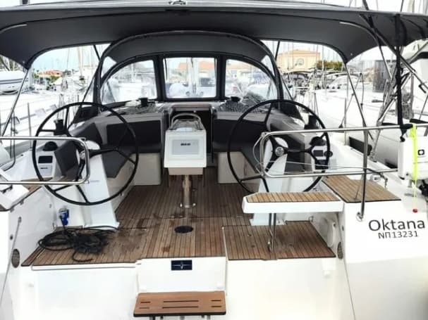 Bavaria C42 OKTANA