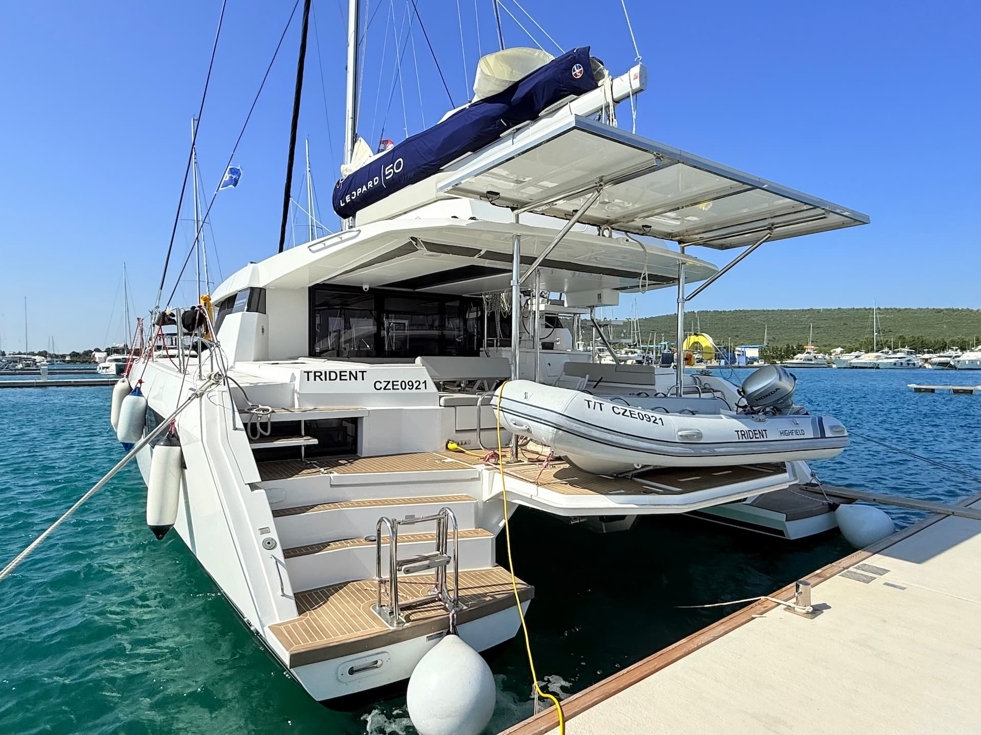 Leopard 50 Trident – bilde 3 av 22