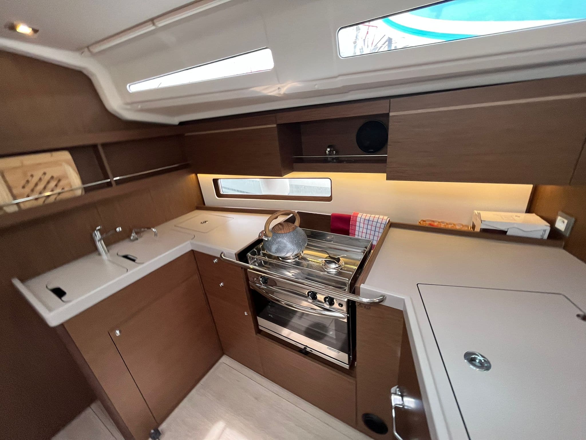 Beneteau Oceanis 40.1 KOBE – bilde 4 av 12
