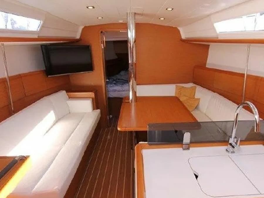 Jeanneau Sun Odyssey 379 OYSTER SHELL – bilde 3 av 8