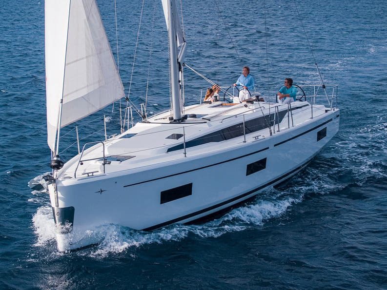 Bavaria C42 ABBIE