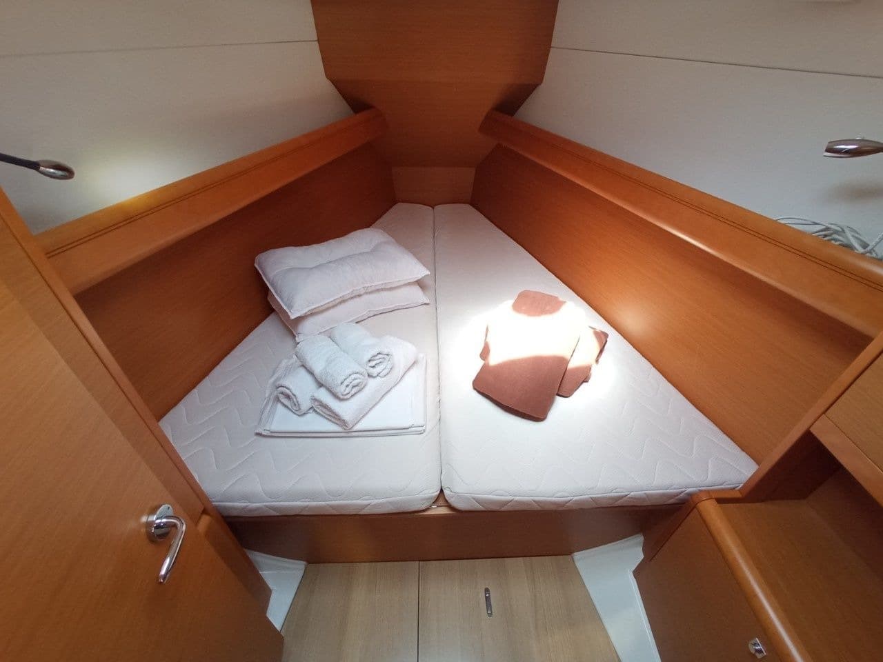 Jeanneau Sun Odyssey 379 FEARLESS – bilde 2 av 5