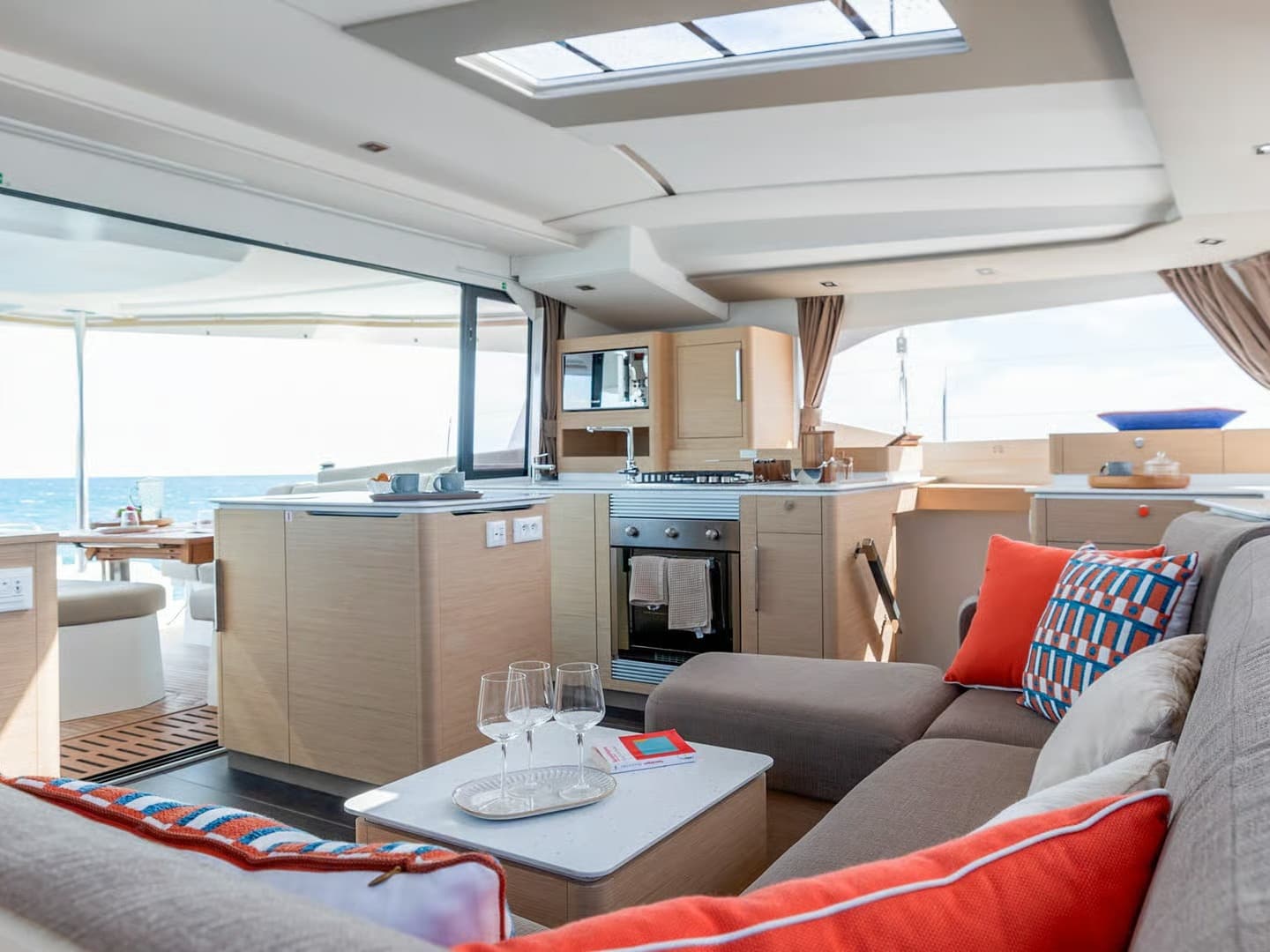 Fountaine Pajot FP 44 ADELA – bilde 2 av 5
