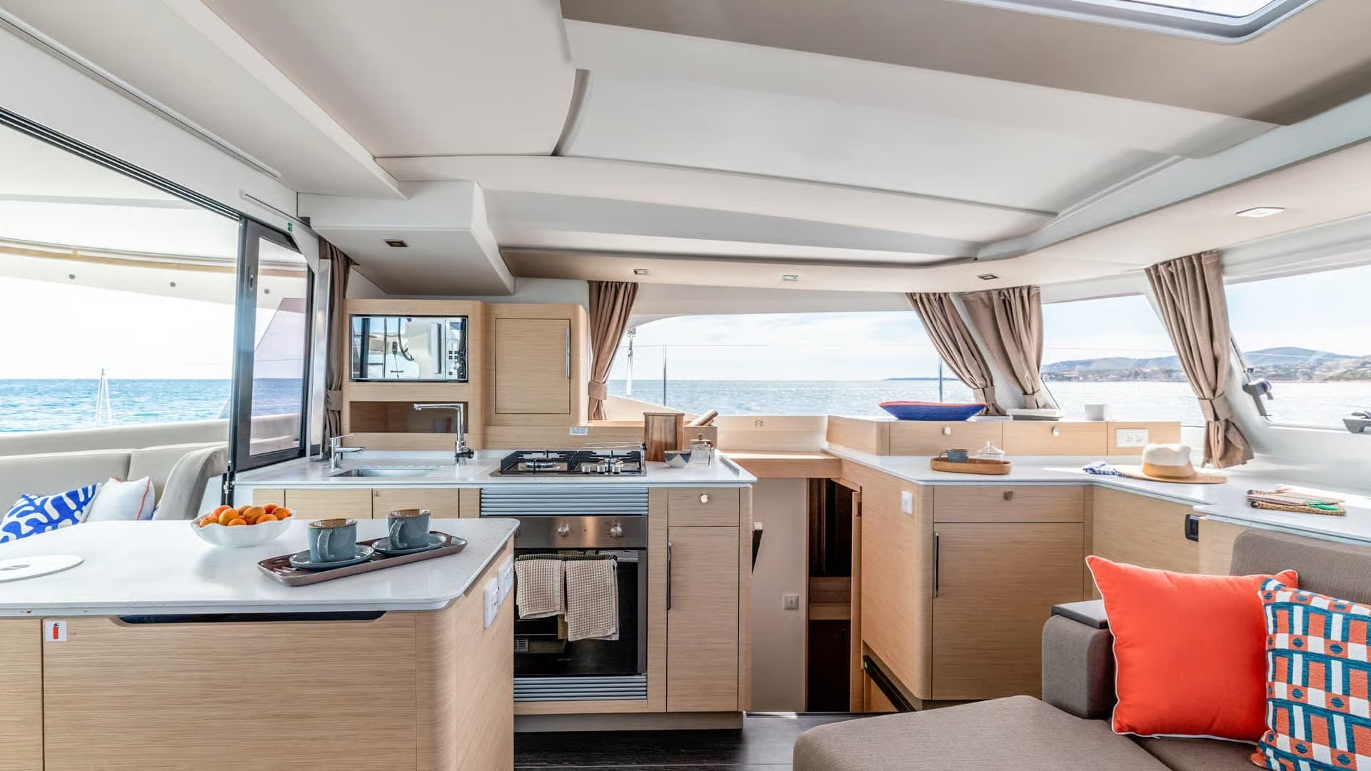 Fountaine Pajot FP 44 ADELA – bilde 3 av 5