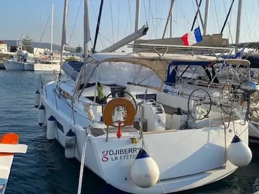 Jeanneau Sun Odyssey 440 GOJI BERRY