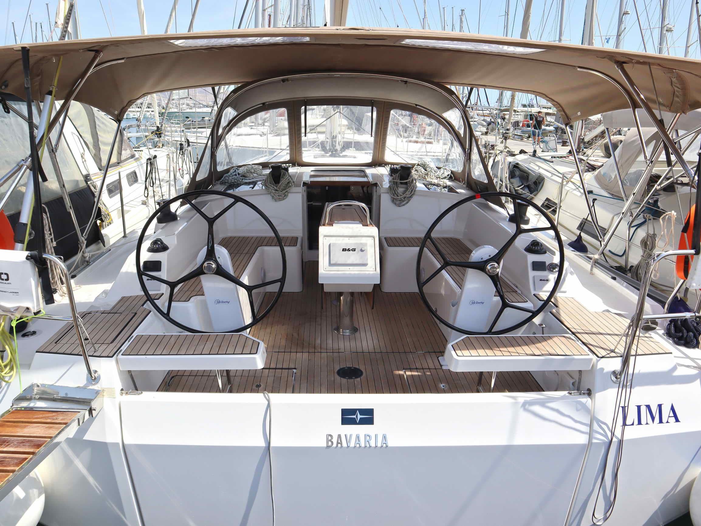 Bavaria C42 LIMA