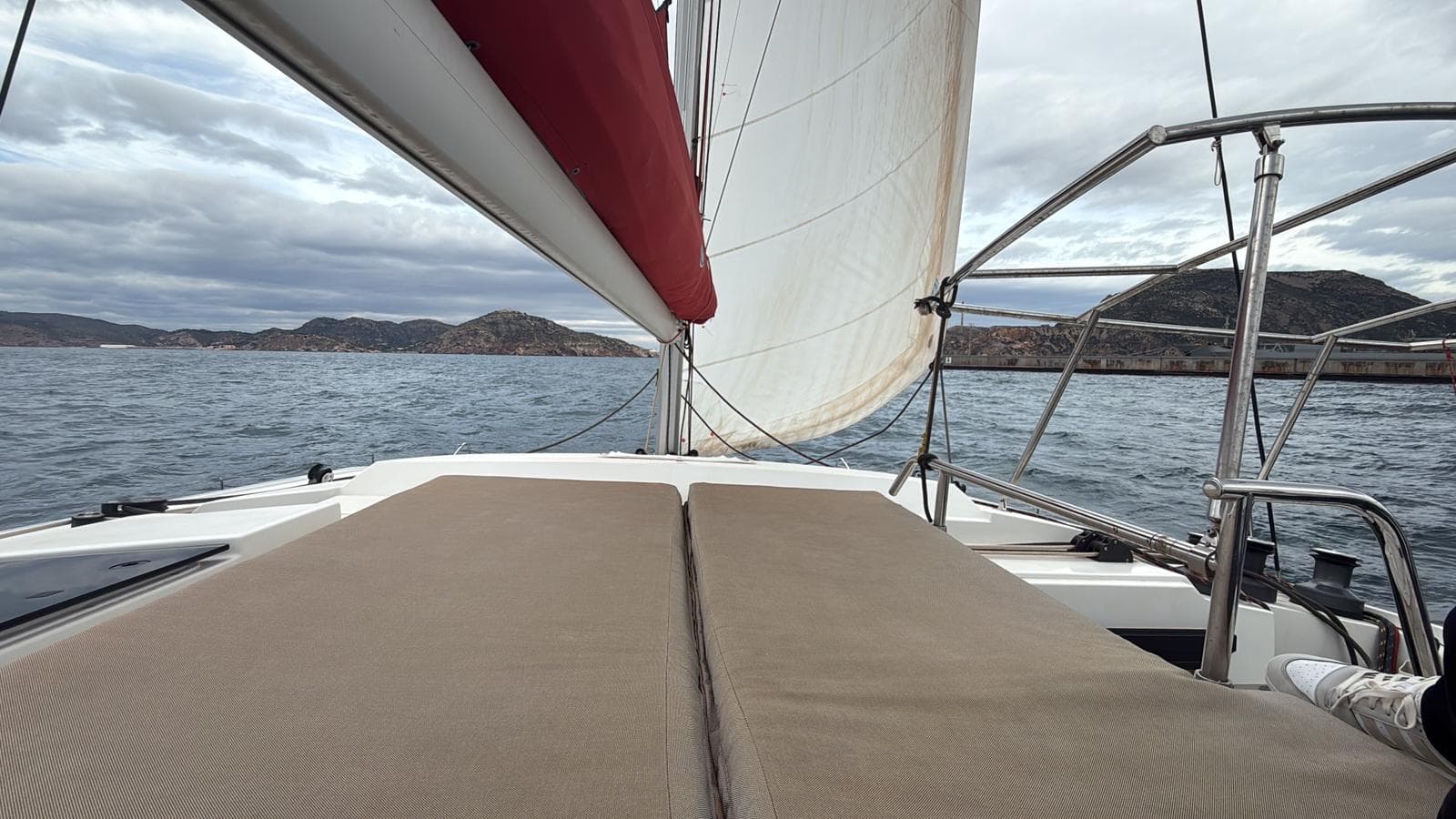 Fountaine Pajot Astréa 42 Libertad VII – bilde 3 av 9
