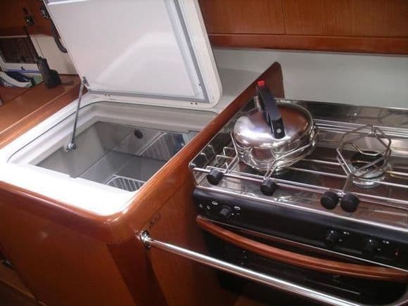 Beneteau Oceanis 40 Anassa – bilde 4 av 5