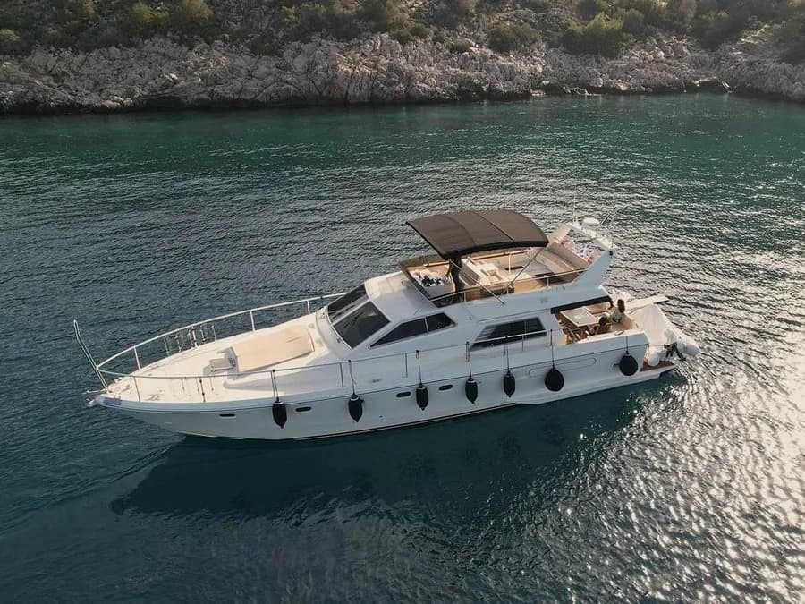 Ferretti 52 BLUE DREAM