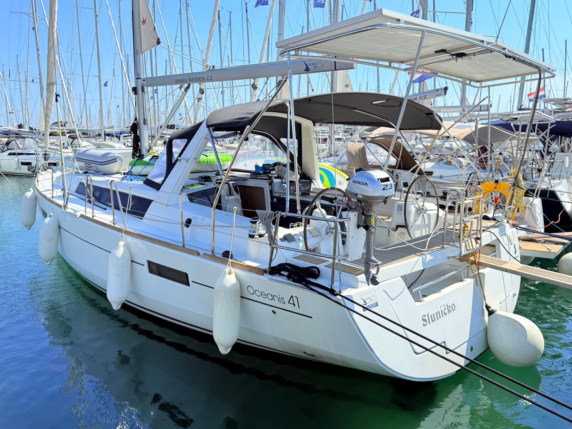 Beneteau Oceanis 41 Sluničko