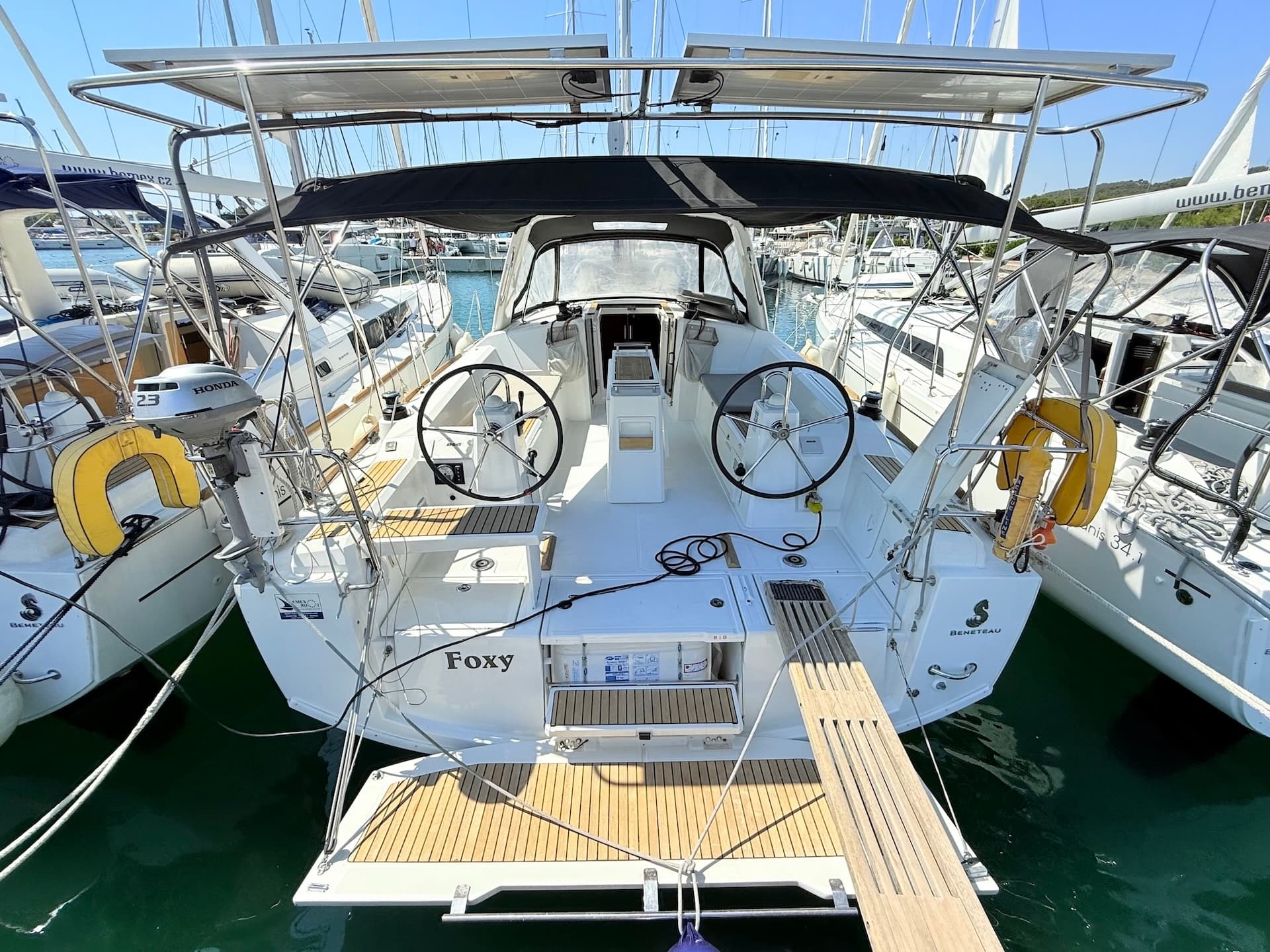 Beneteau Oceanis 38.1 Foxy – bilde 3 av 16