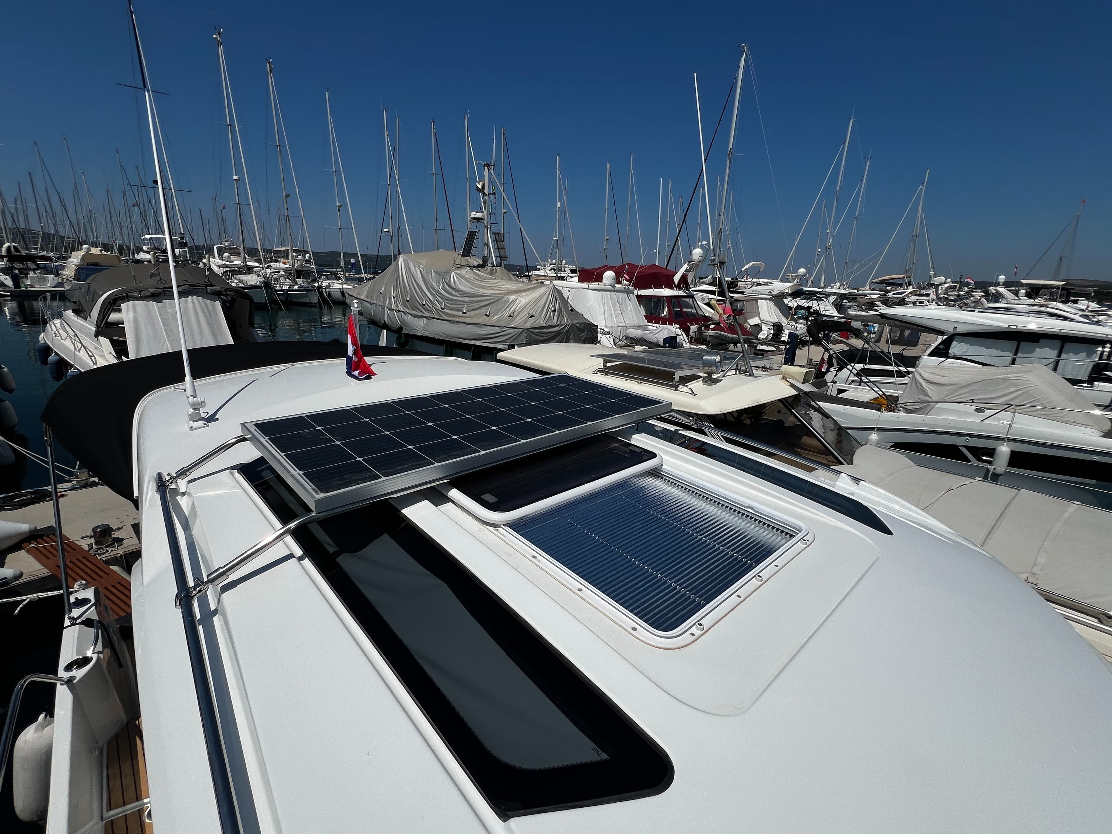 Beneteau Antares 9 OB Ana – bilde 5 av 13