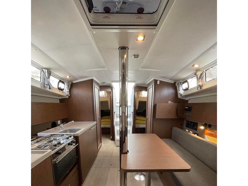 Beneteau Oceanis 38.1 Cocco – bilde 4 av 20