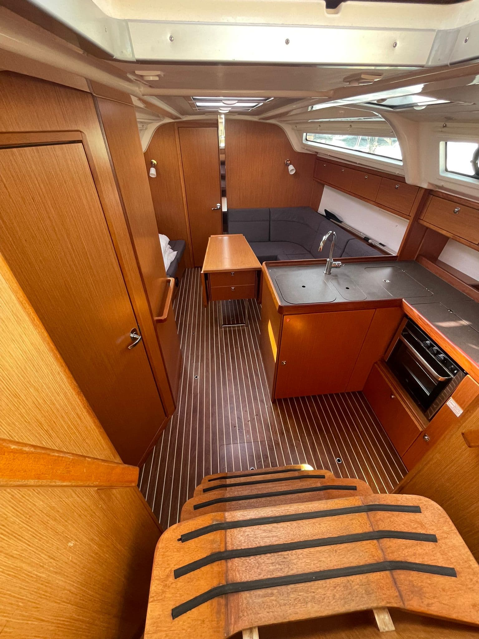 Bavaria Cruiser 37 Francesca – bilde 2 av 6