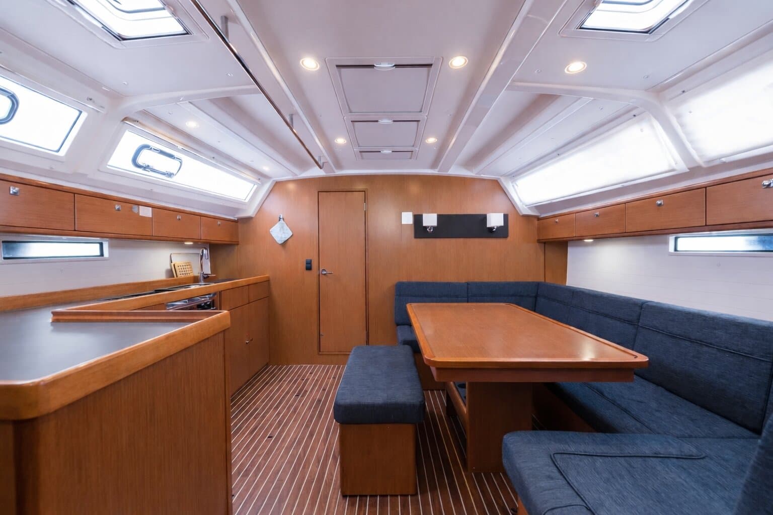 Bavaria Cruiser 46 Queen Dina – bilde 3 av 14