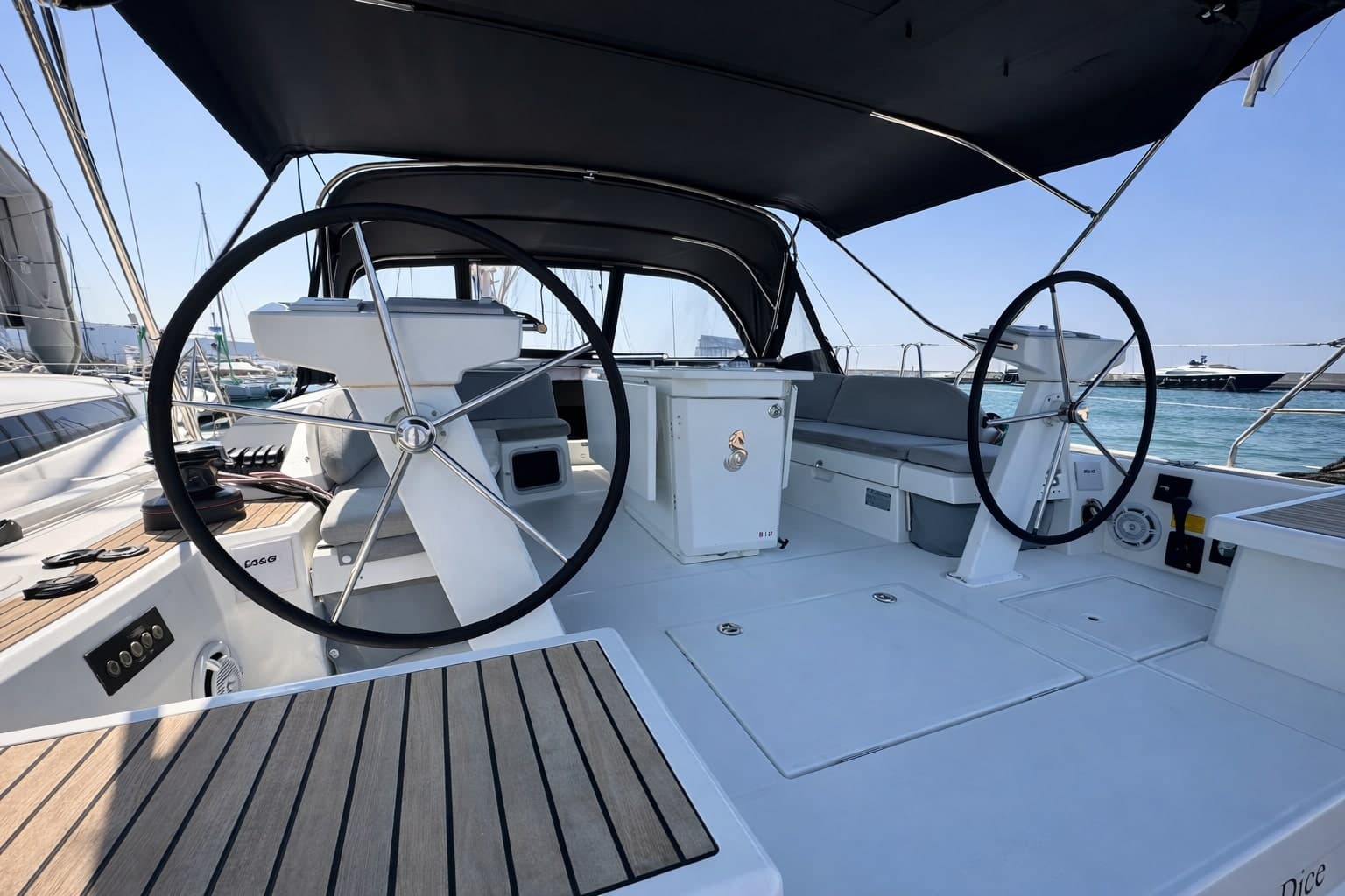 Beneteau Oceanis 51.1 Velvet Dice – bilde 4 av 12
