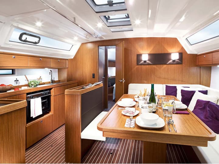 Bavaria Cruiser 46 LULA – bilde 2 av 3