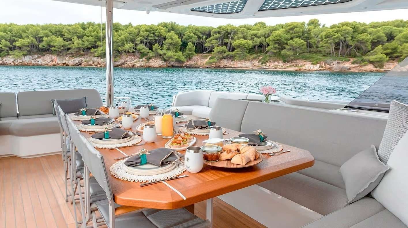 Fountaine Pajot Thira 80 Sol Madinina – bilde 4 av 9