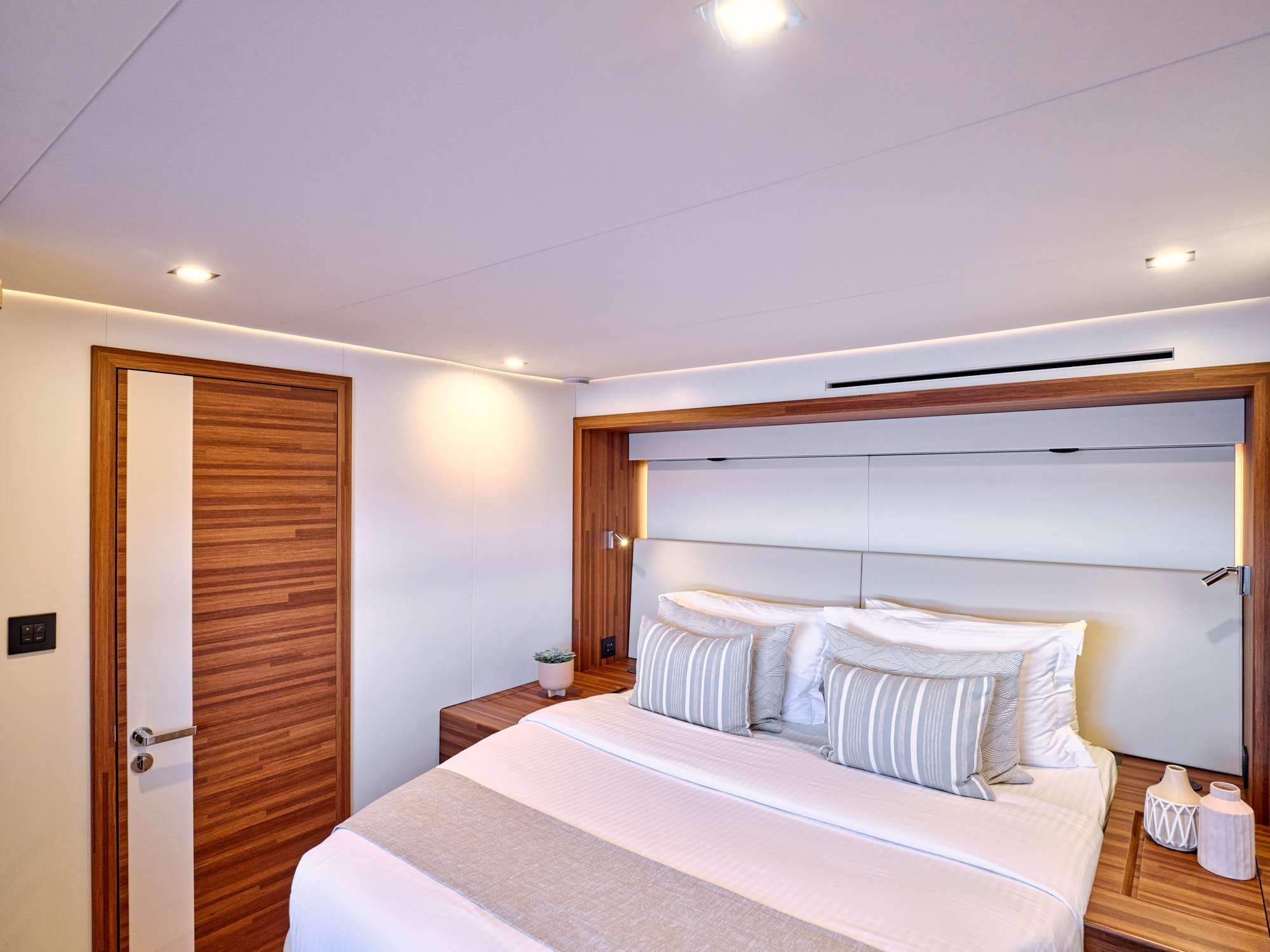 Fountaine Pajot Thira 80 Magic Moments – bilde 2 av 10