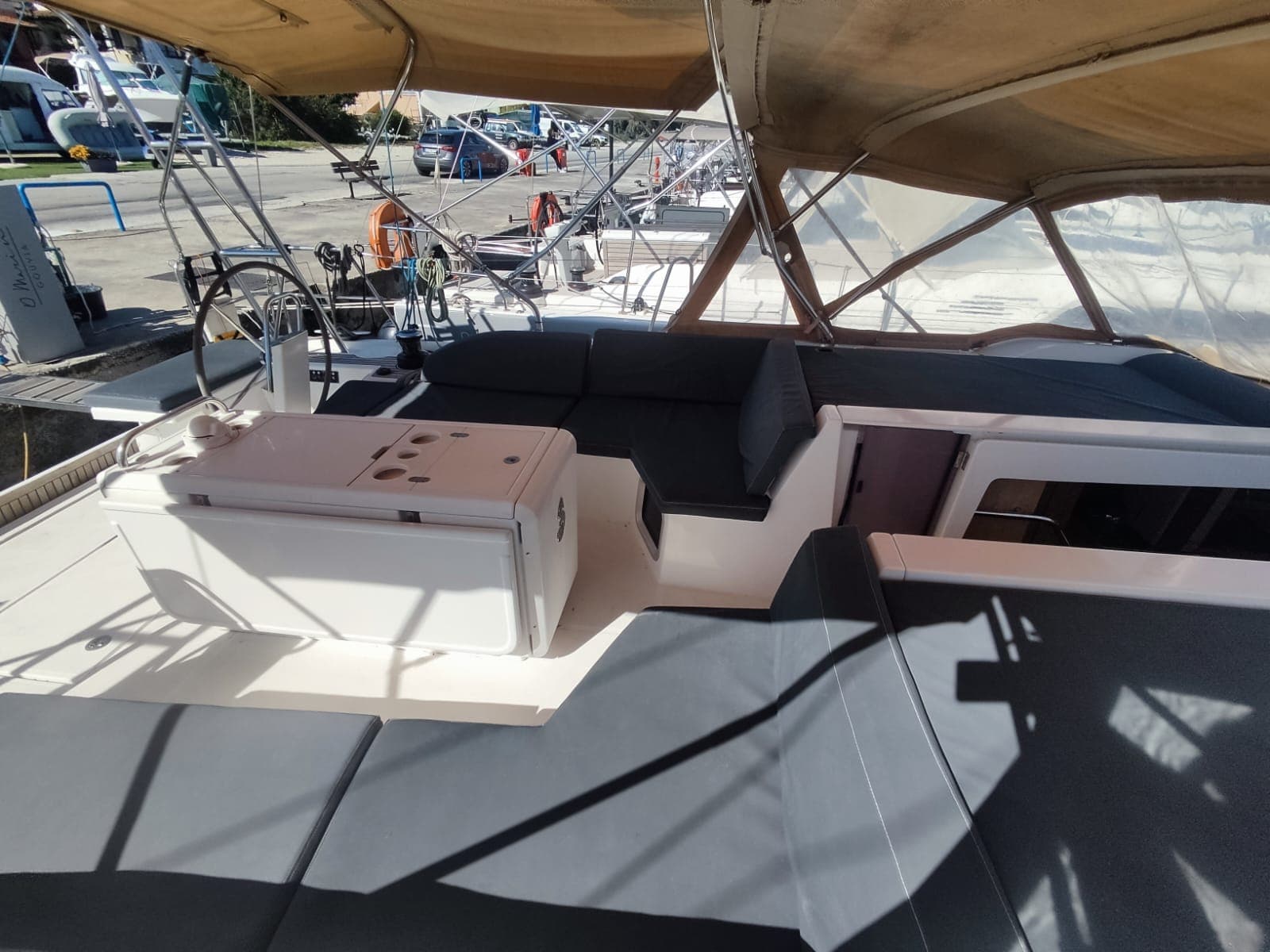 Beneteau Oceanis 51.1 Dima II – bilde 3 av 28