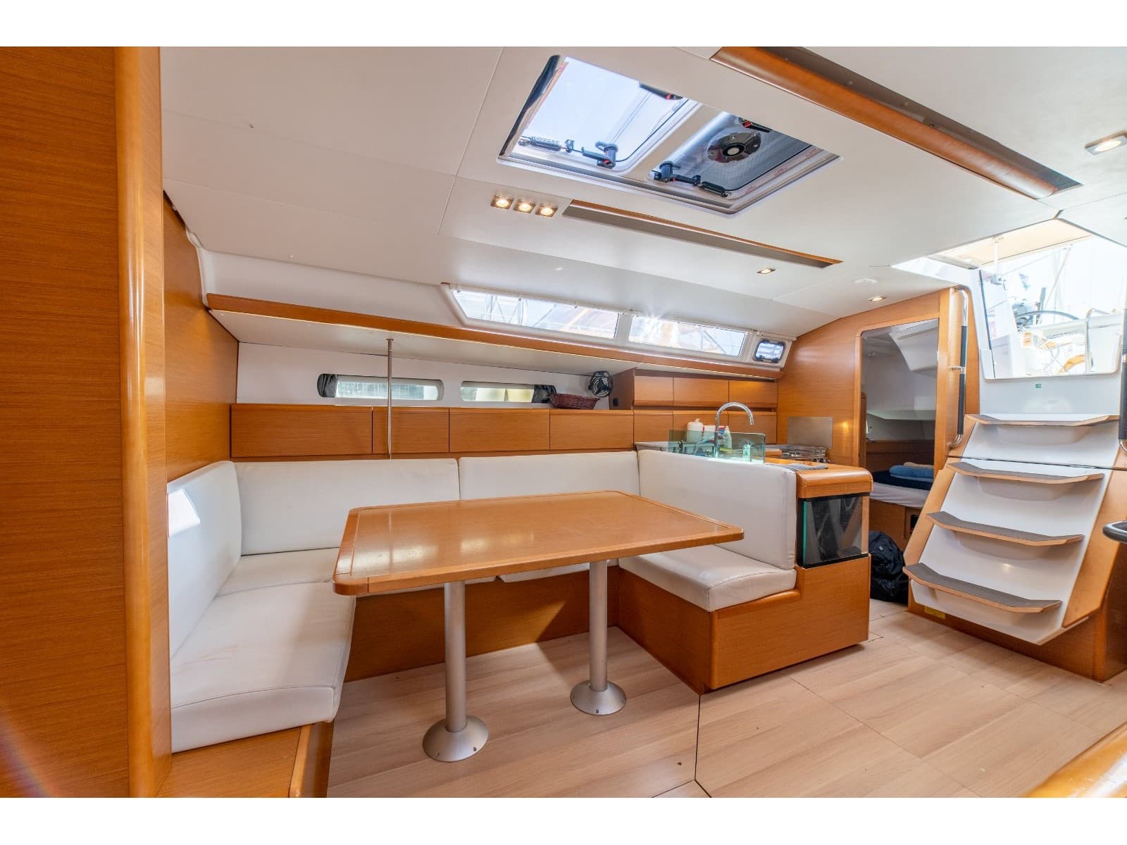 Jeanneau Sun Odyssey 449 Sicily – bilde 2 av 3