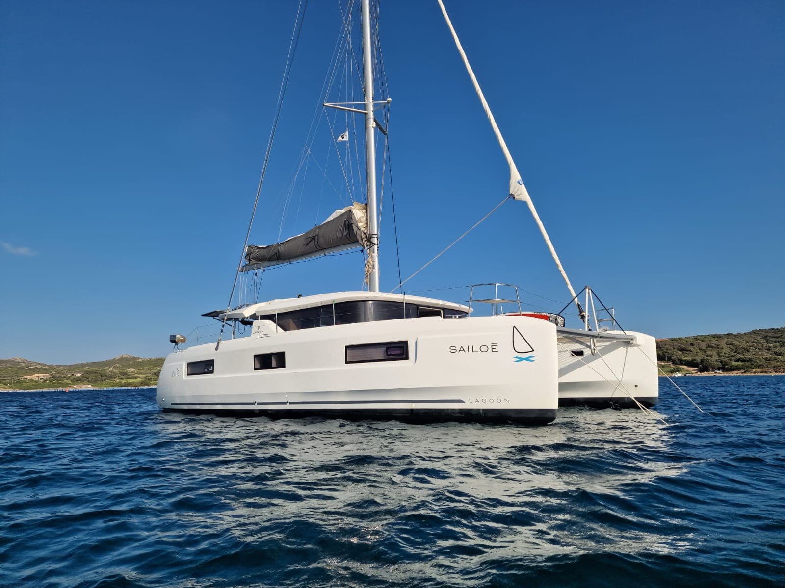 Lagoon 46 Divan