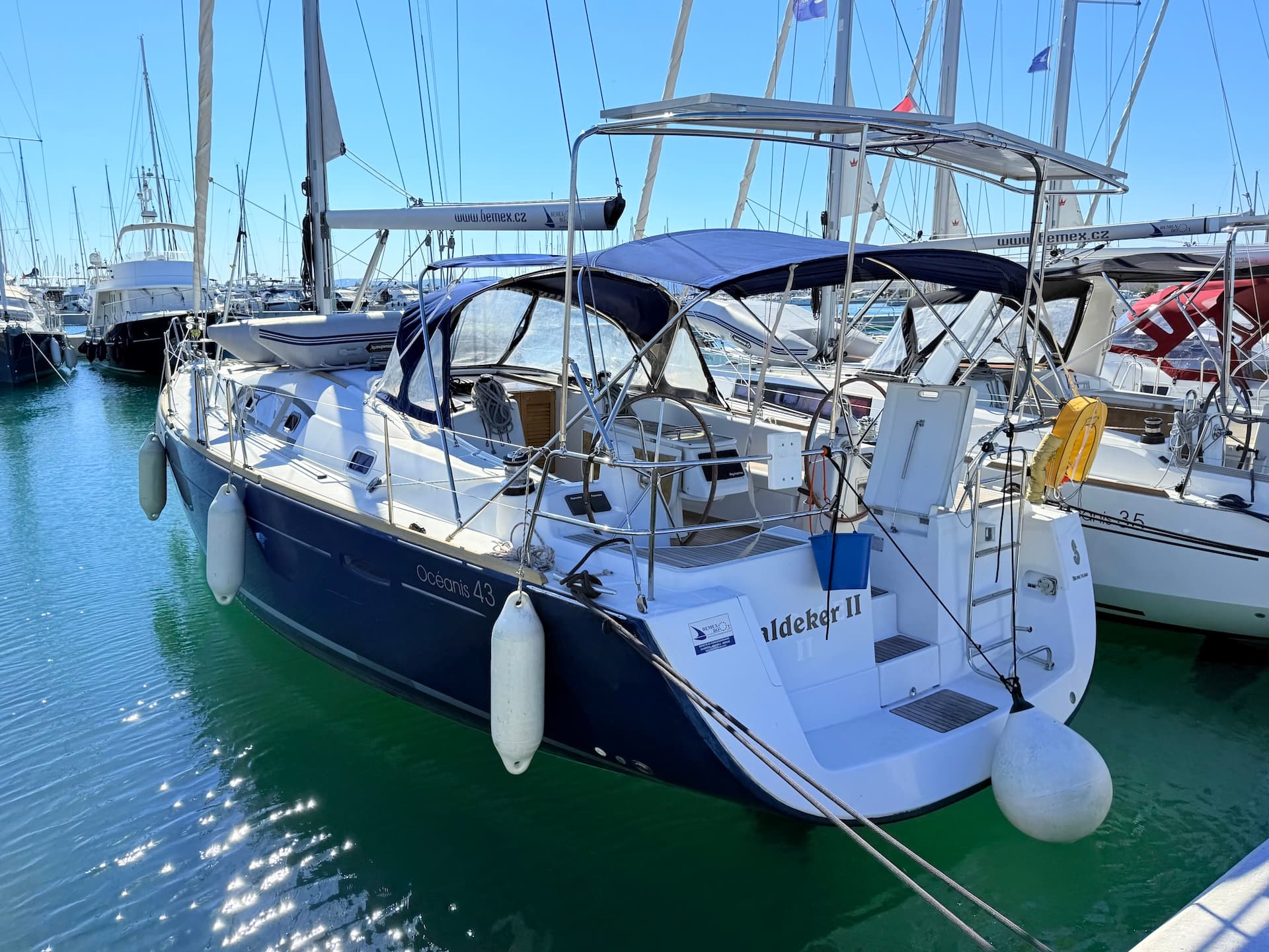 Beneteau Oceanis 43 Valdeker II