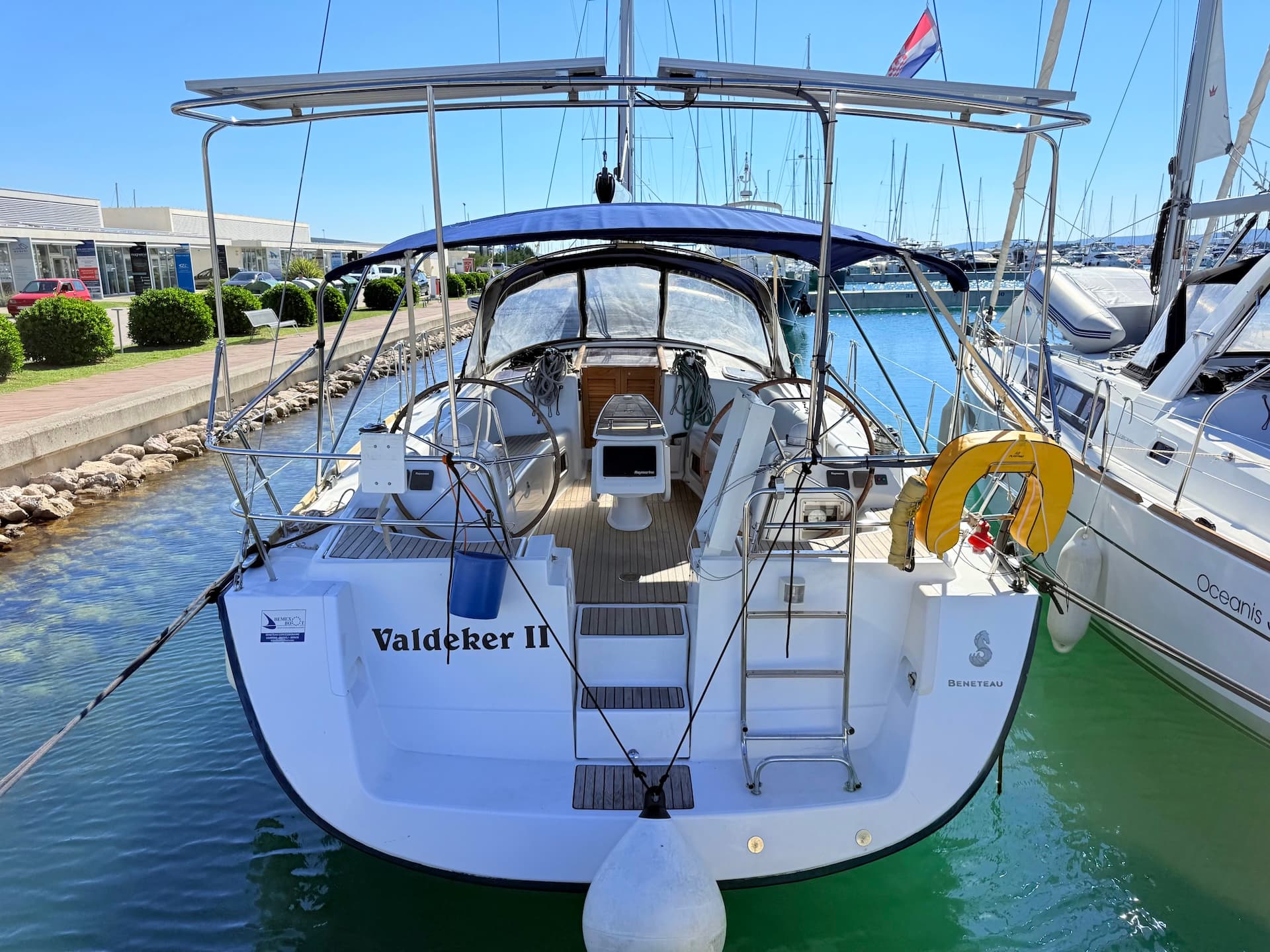 Beneteau Oceanis 43 Valdeker II – bilde 2 av 22
