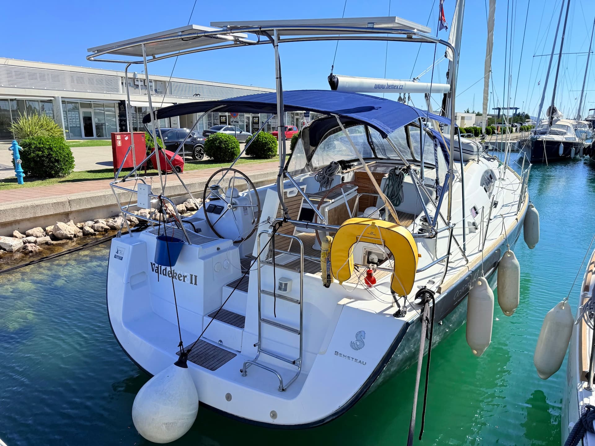 Beneteau Oceanis 43 Valdeker II – bilde 3 av 22